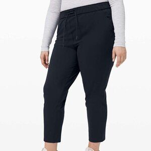 Lululemon Keep Moving Pant 7/8 High-Rise - 4 True Navy